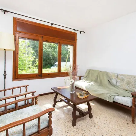 S'esquirols I By Interhome *