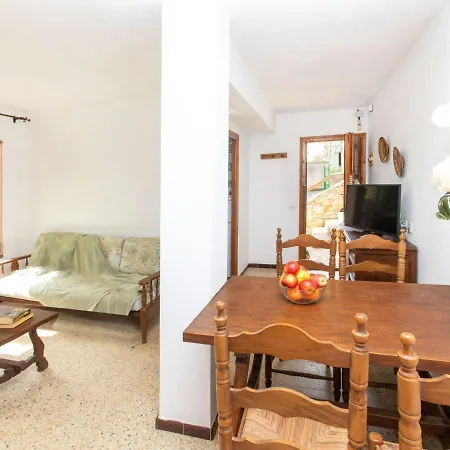 S'esquirols I By Interhome *